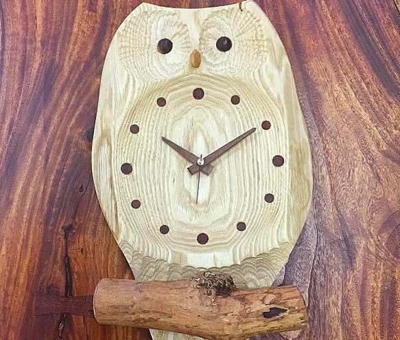 工房森の樹 ふくろうの掛け時計 お目覚め（小）